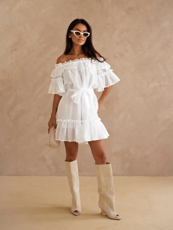 sukienka-babydoll-by-o-la-la-bialy-5.jpeg