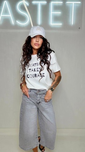 T-SHIRT-PREMIUM-Z-HAFTOWANYM-NAPISEM-GRAFIT-BASTET-SMIETANKOWY-2.jpeg