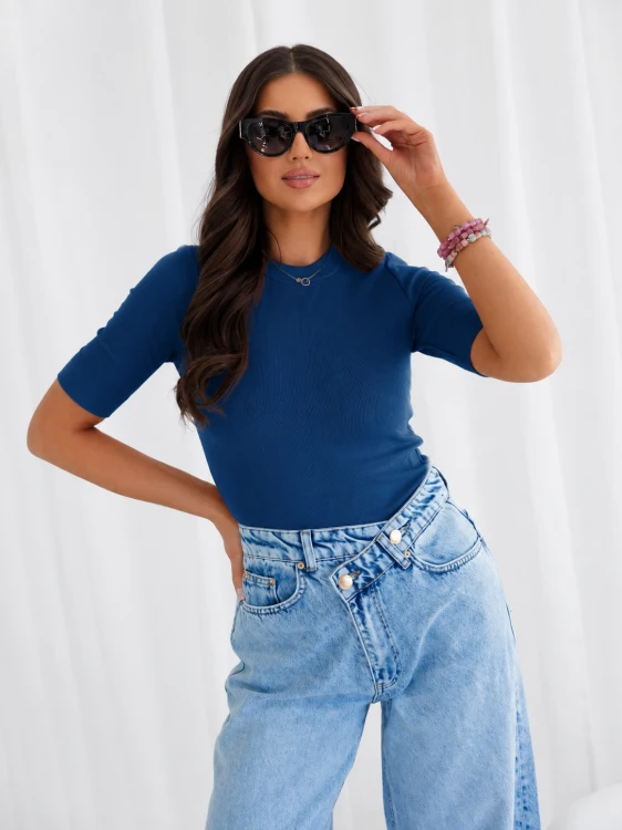 Bluzka-prazkowana-z -literką-B-na-rekawie-By-o-la-la-denim-1.jpeg