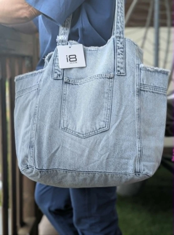 torebka-jeansowa-Dzinsowa-szoperka-duzaZ-SUROWYM-WYKONCZENIEM-i8-denim-3.jpeg