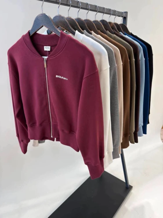 BLUZA-BOMBER-DRESOWA-ROZPINANA-BY-O-LA-LA-BLACK-CHERRY-BORDO-1.jpeg