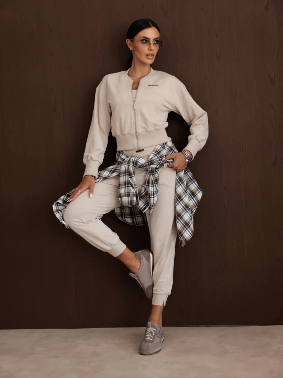 BLUZA-BOMBER-DRESOWA-ROZPINANA-BY-O-LA-LA-BEZOWA-3.jpeg