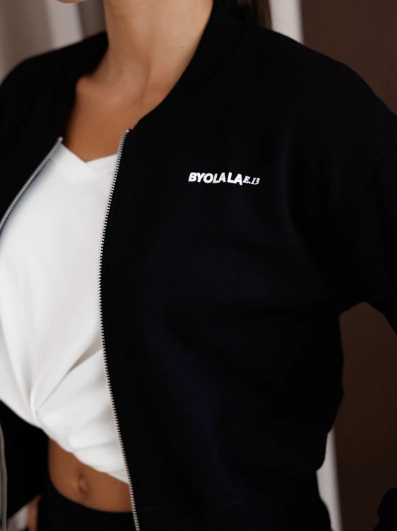 BLUZA-BOMBER-DRESOWA-ROZPINANA-BY-O-LA-LA-czarna-1.jpeg