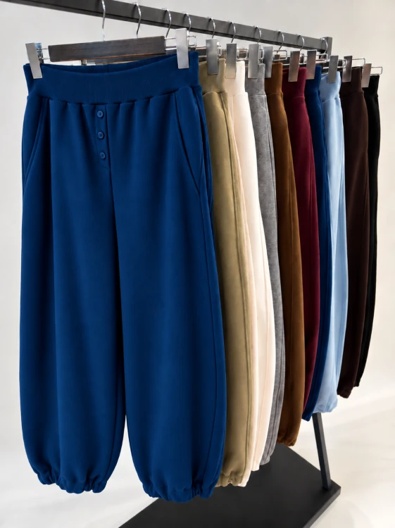 spodnie-dresowe-z-guziczkami-by-ol-al-la-NAVY-BLUE-NIEBIESKIE-DENIM-2.png