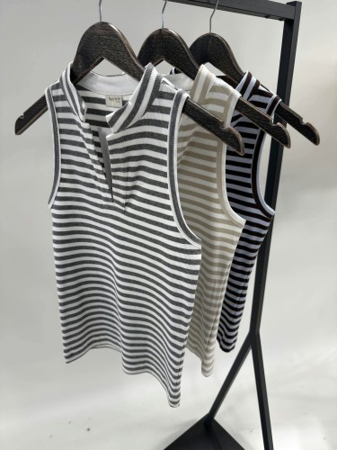 TOP-NA-RAMIACZKACH-PRAZKOWANY-W-PASY-Z-ROZCIECIEM-BY-O-LA-LA-PERLA-SZARY-SMOKE-GREY-1.jpeg