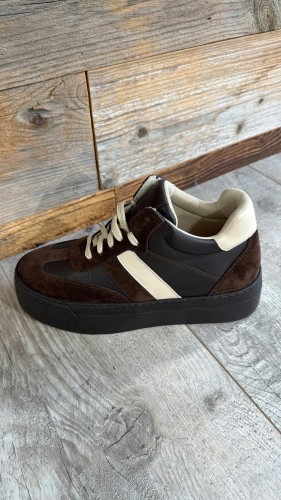 buty-skurzane-sneakersy-na-platformie-by-o-la-la-espresso-bez-1.jpeg