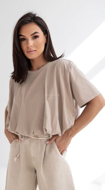 T-shirt-oversize-bombka-sempre-ciemny-bez.jpg