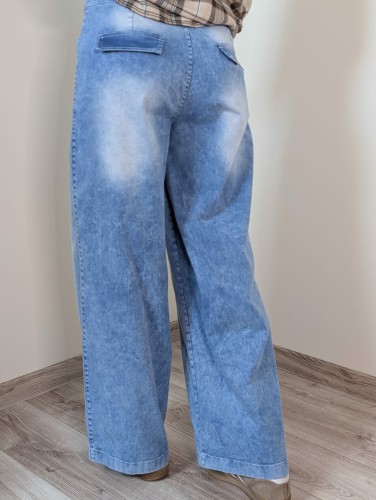 spopdnie-damskie-z-szeroka-nagawka-jasny-jeans-bastet-1.jpeg