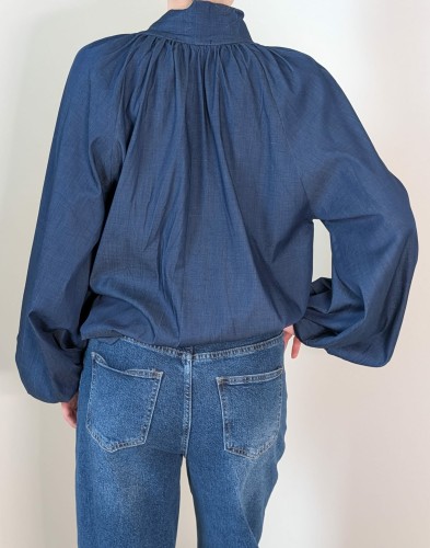 koszula-oversize-z-wiazaniem-bastet-denim-1.jpeg