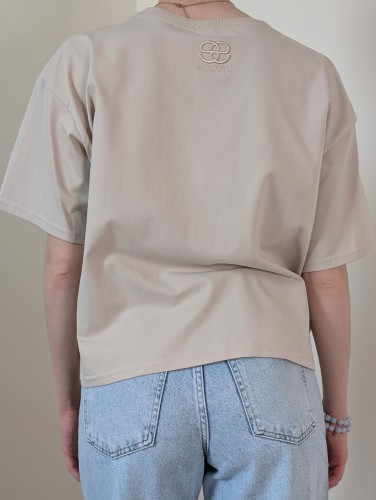 t-shirt-oversize-z-haftem-sempre-jasny-bez-2.jpeg