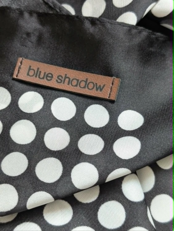 APASZK-damska-blue-shadow-czarna-grochy-biale-70-na-70-2.jpeg